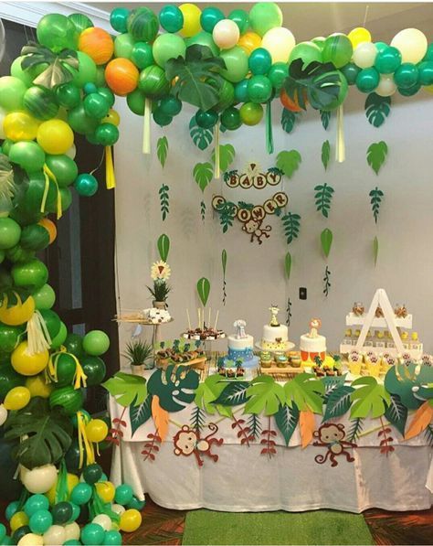 Baby Shower Ideas Safari, Baby Boy Birthday Themes, Safari Baby Shower Boy, Jungle Theme Birthday Party, Lion King Baby Shower, Decoration Birthday Party, Jungle Theme Birthday, Jungle Birthday Party, Safari Theme Birthday