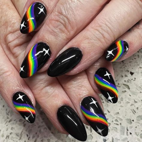 Black Funky Nails, Non Binary Nails, Black Rainbow Nails, Nonbinary Nails, Lgbt Nail Art, Lesbian Nails, Flag Nails, Rainbow Nails Design, Non Binary Pride