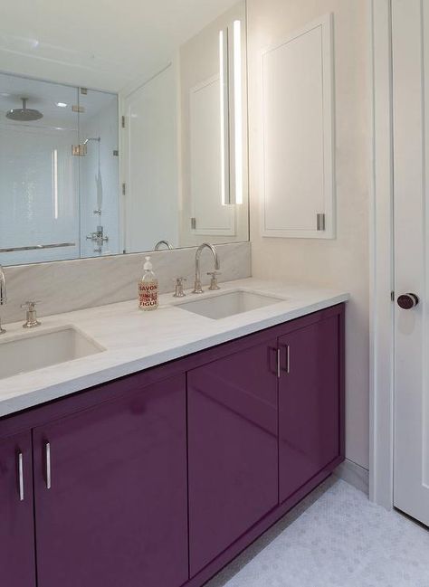 Purple Vanity, Purple Cabinets, Grey And White Wallpaper, Purple Bathroom, Ceramic Interior, Vanity Cabinets, Floor Designs, Purple Bathrooms, Purple Interior