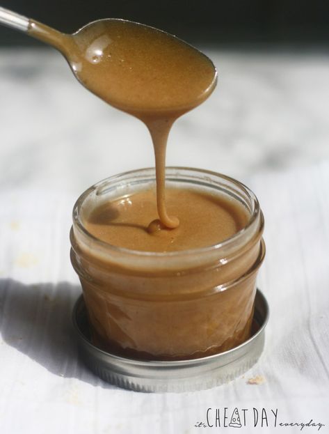 PB Maple Drizzle - It's Cheat Day Everyday Low Calorie Peanut Butter, Peanut Butter Topping, Peanut Butter Breakfast, Maple Syrup Recipes, Sugar Free Peanut Butter, Peanut Butter Powder, Sugar Free Syrup, Cheat Day, Peanut Butter Lovers