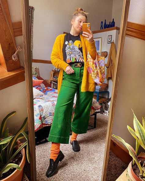 Caitlin B. ☻ | It’s the 👻 SPOOKY EDITION 👻 of #thriftbeedailylooks today so I’m pulling out my favorite Halloween looks from the last week or so! . You… | Instagram Spring Eclectic Outfits, Eclectic Style Outfits, Funky Outfits Summer, Colorful Queer Fashion, Quirky Business Casual, Fun Plus Size Outfits, Funky Plus Size Outfits, Colorful Plus Size Fashion, Eclectic Grandma Fashion