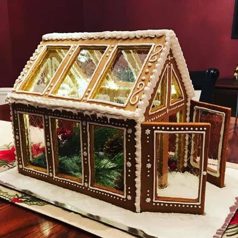 Greenhouse Gingerbread House, Gingerbread Greenhouse, Gingerbread House Template, Sugar Glass, Make A Gingerbread House, Gingerbread House Designs, Gingerbread Village, House Template, Gingerbread House Decorations