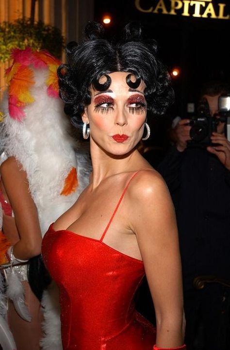 2002 Heidi Klum Halloween Betty Boop Costume Halloween Betty Boop, Heidi Klum Halloween, Betty Boop Costume, All Black Halloween Costume, Maleficent Halloween Costume, Black Dress Halloween Costume, Betty Boop Halloween, Stylish Black Dress, Black Halloween Costumes