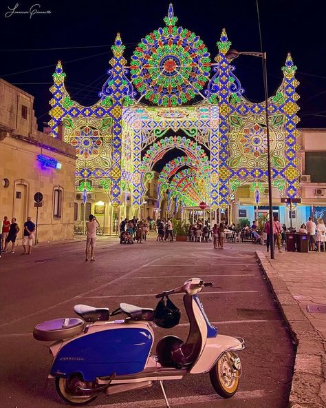 Francesco Giannotta | Salento on Instagram: “Aria di Festa 😍🛵 . . . . . . #puglia #salento #bucketlist #lights #capitalemondialedelleluminarie #ig_italia #travellingthroughtheworld…” Puglia, Belly Dance, Fair Grounds, Travel, On Instagram, Quick Saves, Instagram