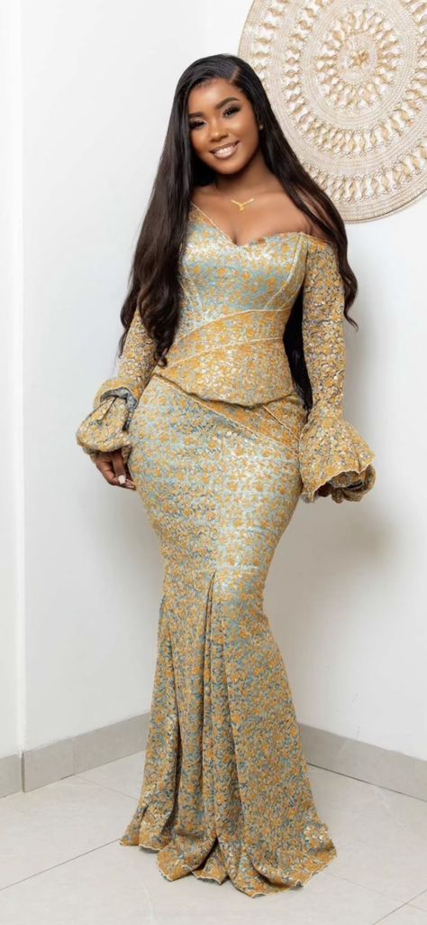 Gambian Dresses African Style, Native Dresses Nigeria Women, African Dresses For Women Wedding Fashion Styles, Gambian Dresses, Gambian Wedding, Eid Bazin, Gambian Clothes, Nigerian Bridesmaid Dresses, Bazin Styles