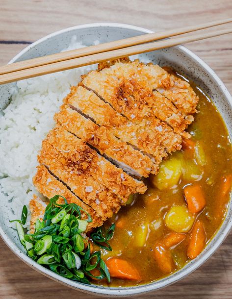 Curry Dinner, Recipe With Chicken, Pork Cutlet, Katsu Curry, Kare Kare, Panko Crumbs, Japanese Curry, Pork Cutlets, Panko Bread Crumbs