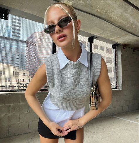 @keneurich Ken Eurich, Outfit Ideas September, Urban Outfitters Clothes, Clothing Outfit Ideas, September 2022, Top 40, Cat Eye Sunglasses, Black Shoes, Dress Skirt