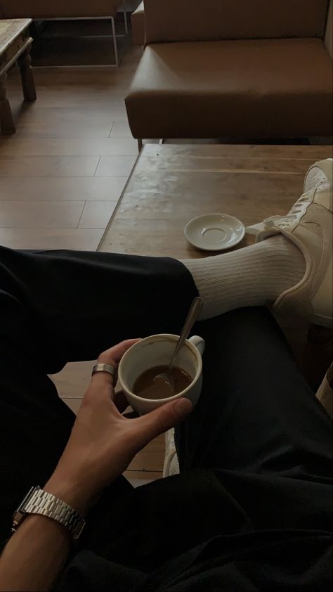 Man Drinking Coffee Aesthetic, Man With Coffee Aesthetic, Coffee Man Aesthetic, Man Coffee Aesthetic, Men Coffee Aesthetic, Coffe Pic Ideas, Coffee Guy Aesthetic, Coffee Shop Outfit Men, Coffee Boy Aesthetic