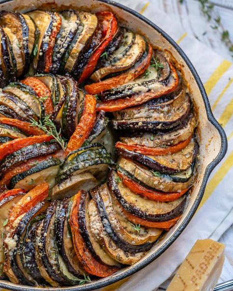 Healthy Eggplant and Zucchini Gratin Recipe | Healthy Fitness Meals Vegetable Gratin Recipes, Ratatouille Recept, Zucchini Gratin, Healthy Eggplant, Thanksgiving Vegetables, Eggplant Zucchini, Fitness Meals, Ratatouille Recipe, Zucchini Pizzas