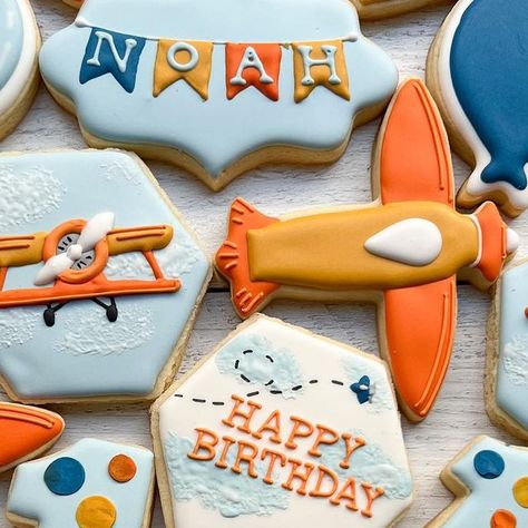 Cattery Cookies on Instagram: "First Birthday ✈️ • • #cookies #cookiesofinstagram #royalicing #sugarcookies #texasbaking #catterycookies #decoraytingcookies #dallasbaking #bakersofinstagram #cookiecutters #edibleart #birthdaycookies #1stbirthdaycookies #airplanecookies" Airplane Birthday Cookies, First Birthday Cookies Boy, Airplane Cookies, First Birthday Cookies, Cookie Decorations, Cookies Decorated, Third Birthday, Birthday Cookies, Edible Art