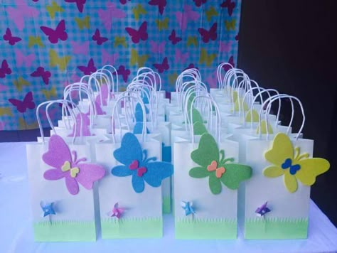 One Year Old Butterfly Party, Butterfly Birthday Goody Bags, Butterfly Candy Bags, Butterfly Pinata 1st Birthdays, Butterfly Theme Return Gifts, Christmas Crafts Diy Decoration, Butterfly Birthday Party Decorations, Butterfly Themed Birthday Party, Butterfly Theme Party