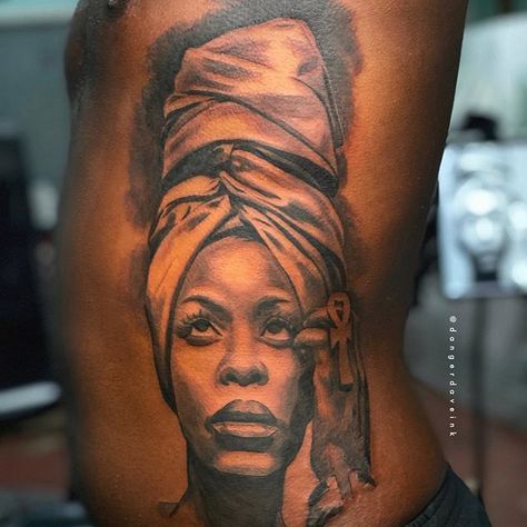 Erykah Badu tattoo Erykah Badu Tattoo, Chest Tattoo Birds, Ankh Tattoo, Virgo Tattoo Designs, Ma Tattoo, David Morris, Virgo Tattoo, Tattoos For Women Flowers, Black Girls With Tattoos