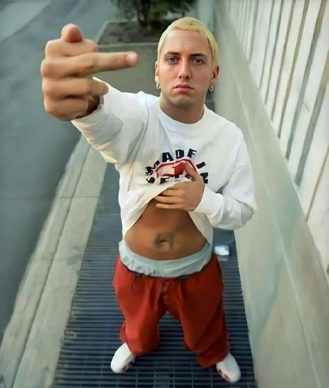 Eminem Girls, Eminem Style, Shady Records, The Slim Shady, 90s Rappers, Eminem Wallpapers, Eminem Photos, Eminem Slim Shady, The Real Slim Shady