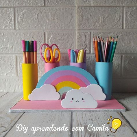 Cardboard Crafts Diy Decor, Diy Crafts Pencil Case, Cardboard Crafts Decoration, Escuela Diy, مشروعات العلوم, Diy Pencil Case, Diy Desk Decor, Cardboard Crafts Diy, Book Crafts Diy