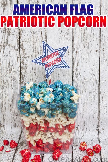 Red White & Blue Patriotic Popcorn | 4th Of July | See the recipe on TodaysCreativeLife.com