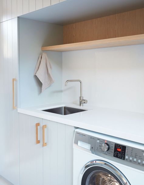 An Easy, Breezy Family Home on Sydney’s Northern Beaches Laundry Cupboard, Laundry Shelves, Laundry Design, Laundry Room Shelves, Modern Laundry Rooms, Fisher Paykel, Laundry Room Inspiration, Small Laundry Rooms, Small Laundry