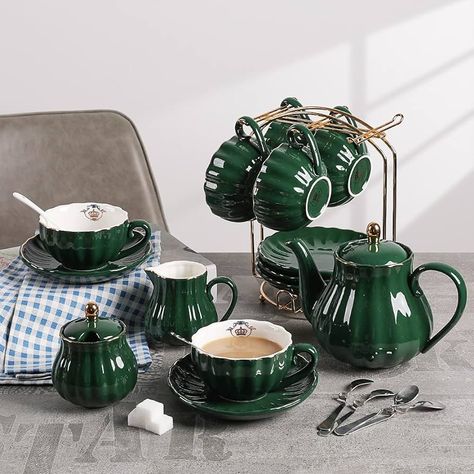 Tea Pot Aesthetic, Aesthetic Tea Set, Green Tea Set, Royals Series, English Tea Set, Crockery Design, Bedroom Stuff, Royal Tea, Coffee Serving