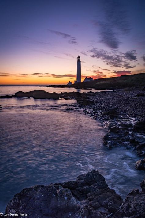 Scurdie Ness Lighthouse as dawn begins in Montrose, Scotland Montrose Scotland, Scotland Cities, Scotland Forever, Where I Want To Be, England And Scotland, Light Houses, Ireland Scotland, Scottish Heritage, Travel Board