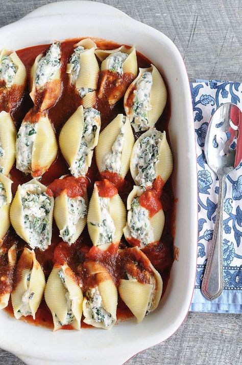 Mushroom Stuffed Shells, Chicken Spinach Mushroom, Rice Pizza, Shell Pasta Recipes, Spinach Stuffed Shells, Mushroom Stuffed, Spinach And Mushroom, Cheese Stuffed Shells, Pasta Rice