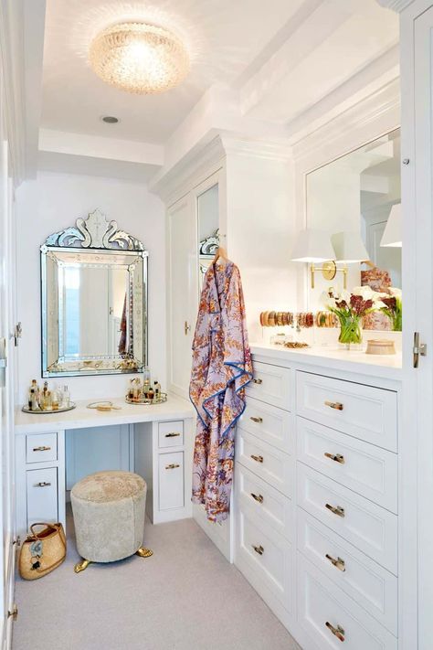 Closet organization ideas to help you get the most out of your space Closet With Vanity, Vanity Ideas Bedroom, Organiser Son Dressing, Custom Closet Design, Closet Vanity, Dressing Room Closet, Walking Closet, Walk In Closets, Closet Remodel