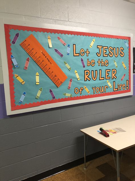 Bulliten Boards Ideas High School, Church Notice Board Ideas, Classroom Prayer Wall, Religious Back To School Bulletin Boards, Christian School Classroom Decor, Christian Welcome Bulletin Boards, Prayer Wall Childrens Church, Religious Bulletin Boards, I Am The Door