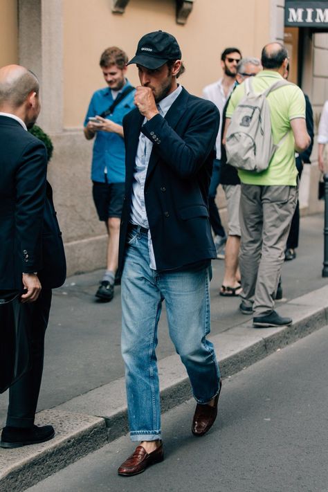 Hipster Suit, Milan Fashion Week Men, Camp Shirts, 2019 Runway, Masculine Style, American Casual, Mens Fashion Inspiration, Mode Jeans, Mens Outfit Inspiration