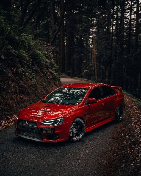 Lancer Evo 10 Wallpaper, Mitsubishi Sports Car, Nissan Gtr 35, Lancer Gts, Mitsubishi Lancer Evo, Mitsubishi Cars, Lancer Evo, Evo X, Best Jdm Cars