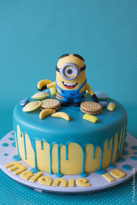 Minion Birthday Party Cake, Minion Cake Birthday, Minons Cake, Minion Cake Ideas, Minion Cakes Birthday Boys, Easy Minion Cake, Minions Cake Ideas, Minions Torte, Minions Birthday Cake