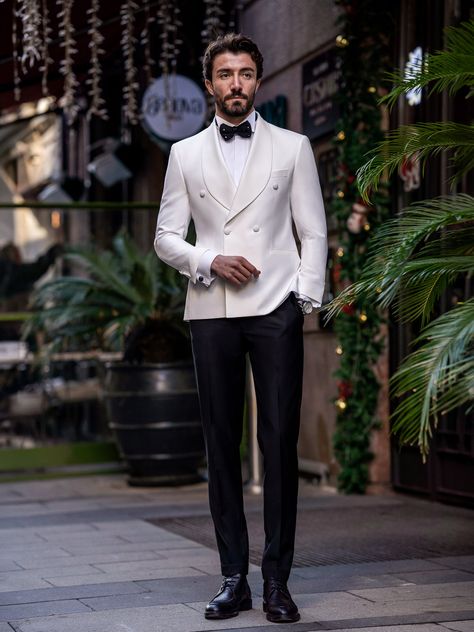 Single Button Suit Men, White Blazer Outfit Men, White Tuxedo Men, Double Breasted Blazer Men, White Blazer Men, White Tuxedo Wedding, Vintage Mens Blazer, Mens White Suit, Wedding Suits Men Black