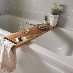 Bath Caddy/bath Spa Caddy /mom Gifts/spa Bath Decor/spa - Etsy Israel Bathtub Board, Wood Bath Tray, Bathtub Shelf, Bath Fitter, Bath Board, Tub Tray, Bath Table, Renovation Tips, Bathtub Decor