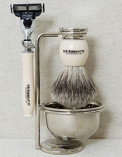 Shaving Set, Shaving Brush, Straight Razor, Sharp Dressed Man, Man Up, Well Dressed Men, Gentleman Style, Logo Design Inspiration, Men's Grooming