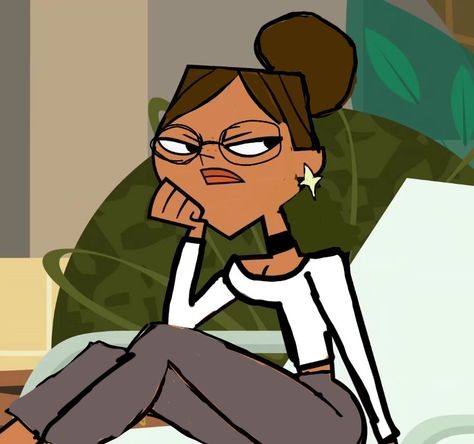 I made her have glasses bcs there so cute Total Drama, So Cute, Drama