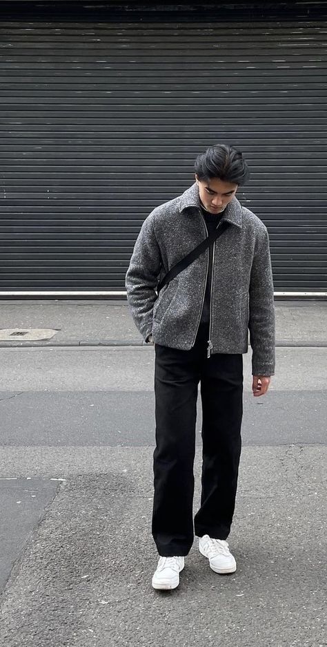 Old Money Puffer Jacket, Minimalist Fits, Office Old Money, Jordan Dunk, Outfit Homme, Male Gaze, Male Aesthetic, Old Money Fashion, Mens Winter Fashion Outfits