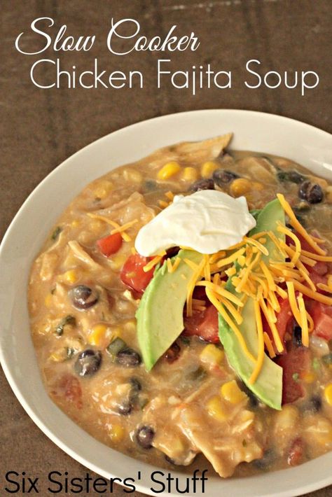 Six Sisters Chicken Tortilla Soup, Creamy Chicken Fajita Soup, Fajita Soup, Dinner Crockpot, Fajita Chicken, Dinner Soup, Chicken Fajita Soup, Slow Cooker Creamy Chicken, Six Sisters Stuff