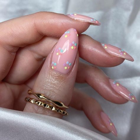 Dot Nails, Polka Dot Nails, Dots Nails, Uñas Acrilicas, Pastel Nails, Flower Nails, Nails Inspiration, Beauty Skin, Nail Inspo