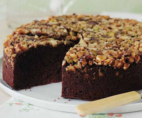 Upside Down Desserts, Banana Upside Down Cake, Nut Cake, Walnut Cake, Nut Recipes, Chocolate Nuts, Upside Down Cake, Chocolate Caramel, Easy Cake Recipes