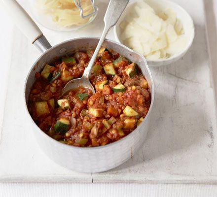 Vegetable Ragu, Lentil Ragu, Vegetarian Spaghetti, Lentil Bolognese, Ragu Recipe, Bbc Good Food, Healthy Veggies, Fodmap Recipes, Bbc Good Food Recipes