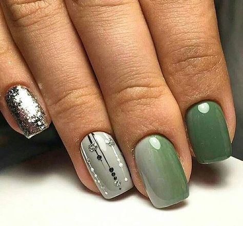 Grey And Green Nails Ideas, Unghie Sfumate, Green Nail Art, Green Nail Designs, Grey And Green, Spring Nail Art, Gel Nail Designs, Xmas Nails, Fancy Nails