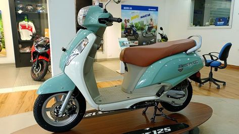 Suzuki Motorcycle India has announced the launch of the OBD2-A and E20 compliant Access 125 in our market with prices starting from Rs 79,400 (Ex-Showroom, Delhi) onwards. The latest iteration of this 125cc scooter can run on petrol having an ethanol blend of up to 20 percent. Access 125 Suzuki, Access 125, Suzuki Scooter, 125cc Scooter, Purple Flower Background, Mt Bike, Moped Scooter, Free To Use Images, Fire Photography