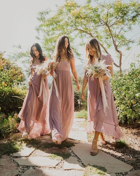 Mumu Weddings’s Instagram post: “Mumaids looking beautiful in neutral mauve! ✨🤍” Pink Bridesmaid Dresses Mismatched, Bridesmaid Dress Color Schemes, Rose Magic, Dusty Pink Bridesmaid Dresses, Mix Match Bridesmaids, Mauve Bridesmaid, Mauve Bridesmaid Dress, How Many Bridesmaids, Dusty Pink Weddings