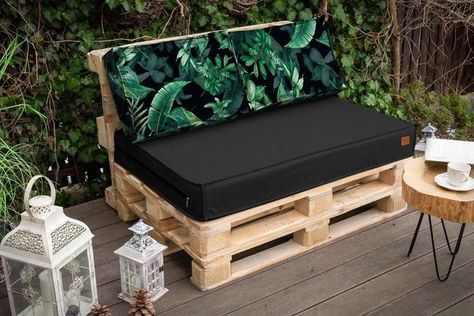 Furniture From Pallets, Euro Pallet, Pallet Cushions, Euro Pallets, Pallet Seating, Garden Cushions, Santa Lucia, Pallet Furniture Outdoor, Garden Seating