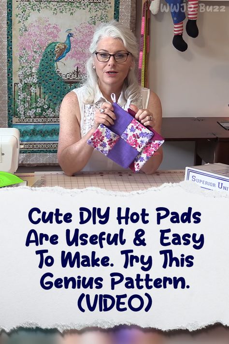 Diy Hot Pads, Hot Pads Diy, Potholder Diy, Quilted Potholder Tutorial, Pot Holder Crafts, Diy Potholders, Quilted Potholder Pattern, Hot Pads Tutorial, Fold Towels