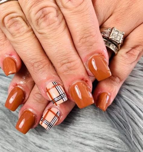 Fall Nail Ideas Simple Square, Thanksgiving Nails Fall Sns, Plaid Nails Orange, Orange And Black Plaid Nails, Fall Flannel Nails, Light Orange Nails, Nail Designs Orange, Orange Nails Acrylic, Fall Plaid Nails