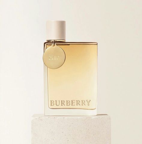 Burberry Her London Dream, Burberry Her, London Dreams, Rainbow High, Irina Shayk, Burberry London, Skin Products, My Wish List, Scandal