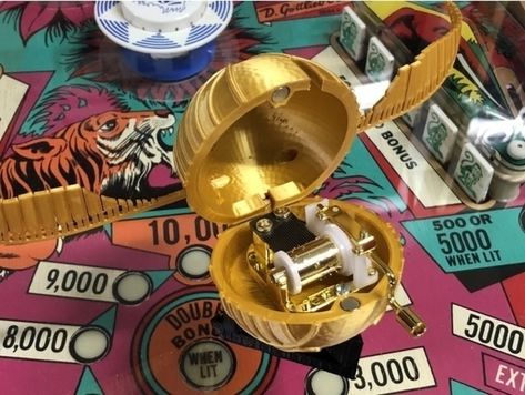 Harry Potter Music Box, The Golden Snitch, Harry Potter 3d, Jewelry Music Box, Harry Potter Golden Snitch, Harry Potter Music, Machine 3d, Golden Snitch, One Piece Top