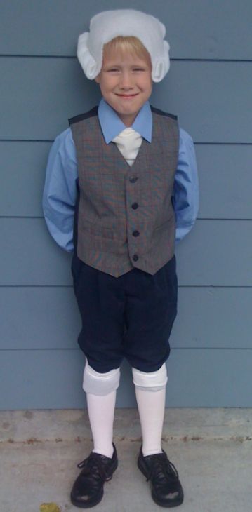 Benedict Arnold Costume Diy, George Washington Costume For Kids, Ben Franklin Costume, Colonial Costumes For Boys, Benjamin Franklin Costume, Thomas Jefferson Costume, George Washington Costume, Hamilton Costume, Benedict Arnold