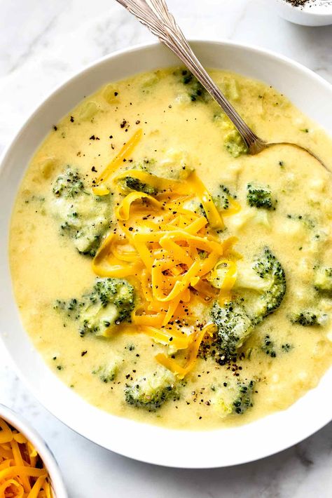 Cheesy Broccoli Potatoes, Easy Broccoli Cheddar Soup, Broccoli Potato Soup, Broccoli And Cheddar, Broccoli Cheddar Soup Recipe, Cheddar Soup Recipe, Potato Soup Easy, Broccoli Cheese Soup Recipes, Broccoli Soup Recipes