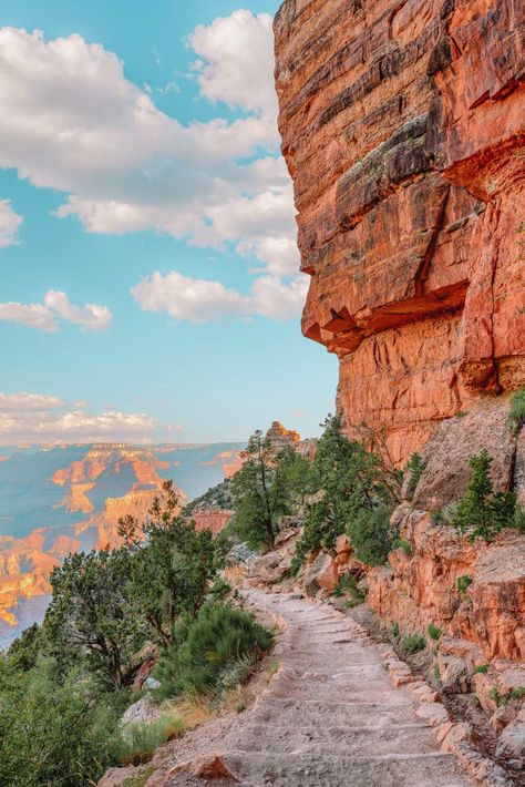 14 Very Best Things To Do In The Grand Canyon - Hand Luggage Only - Travel, Food & Photography Blog Grand Canyon Photos, Grand Canyon Aesthetic, Gran Canyon, Grand Canyon Photography, Arizona Grand Canyon, Grand Canyon Vacation, Grand Canyon Hiking, Trip To Grand Canyon, Grand Canyon Arizona