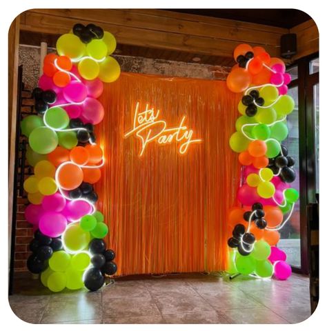 80s Prom Ideas, Neon Party Candy Bar, Neon Birthday Decorations, Neon Western Party, Neon Party Balloons, Neon Dance Theme, Neon Photo Backdrop, Neon Party Backdrop, Neon Balloon Decorations