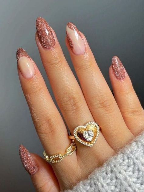 Classy Black Nails, Sparkly Nail Designs, Nail Polish Colors Winter, New Years Nail Designs, Brown Nails Design, New Nail Designs, Nail Art Ombre, Red Nail Designs, Burgundy Nails